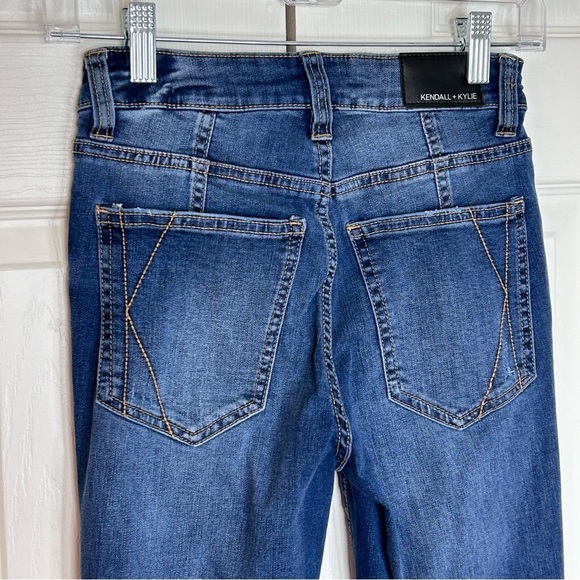 Kendall + Kylie High Rise Distressed Ankle Jeans Size 25 - Picture 8 of 11